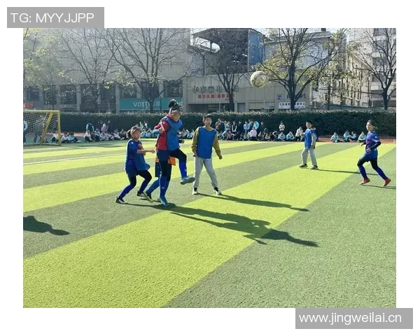 杭州足球队整体压制战术解析与未来发展展望 杭州足球队整体压制战术解析与未来发展展望